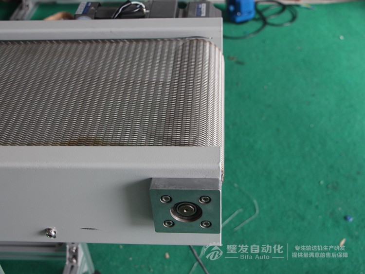 不銹鋼網(wǎng)鏈輸送機 不銹鋼網(wǎng)鏈輸送機