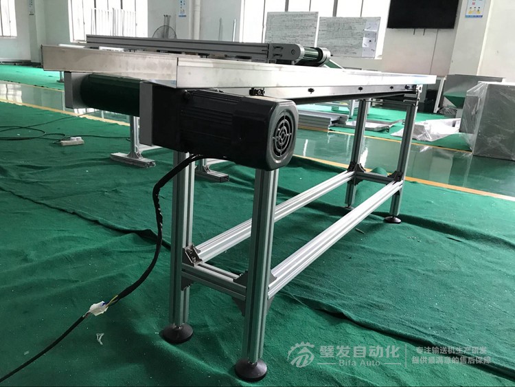 非標(biāo)普通電機(jī)直連皮帶機(jī) 非標(biāo)普通電機(jī)直連皮帶機(jī)